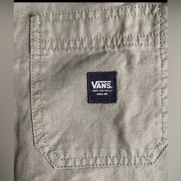 VANS Women’s Olive Green/Army Green Full Button Down Broadway Dress SZ M New!!! - Picture 8 of 12